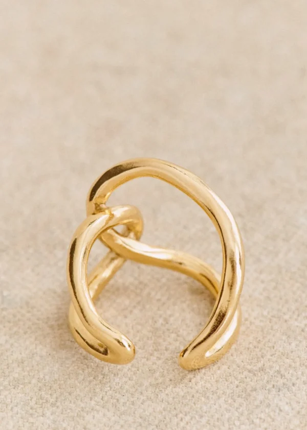 Alice Ring