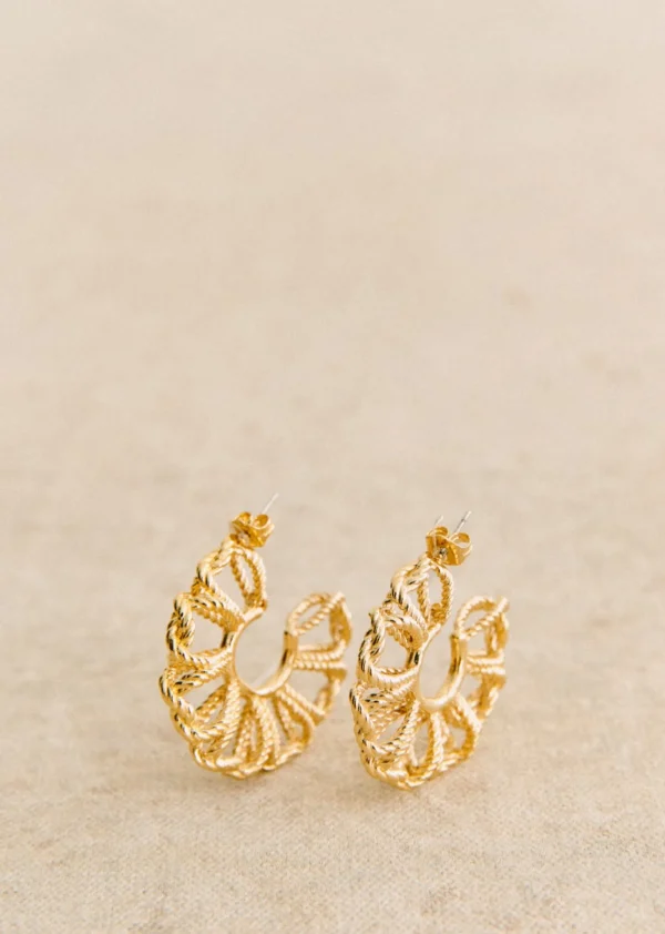 Anya Hoops
