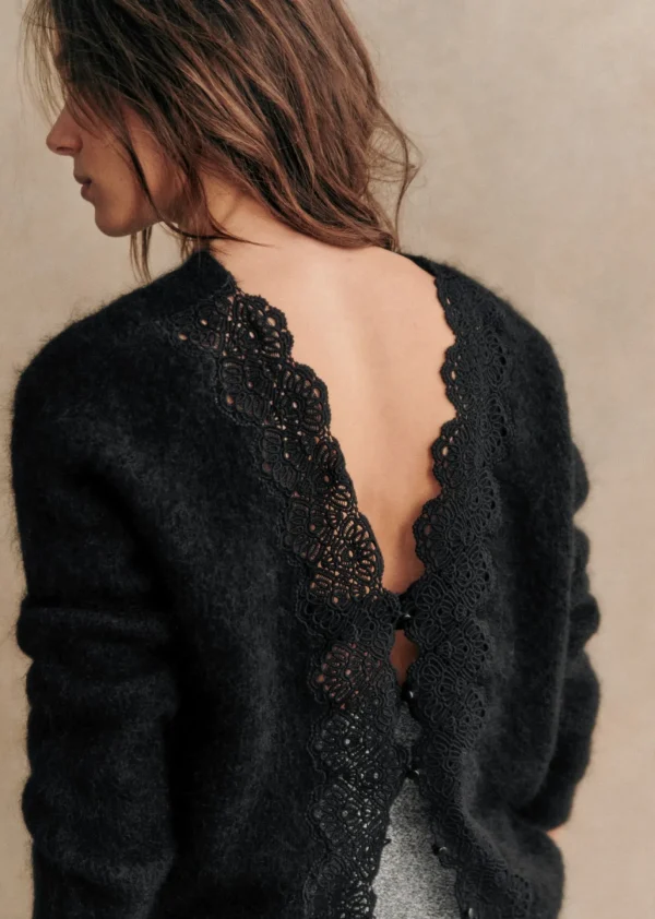 Astride Jumper