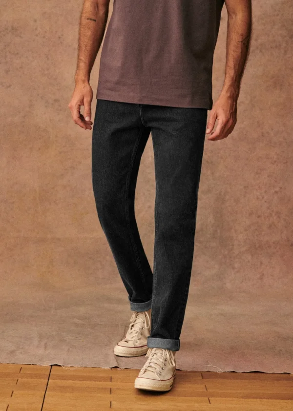 Avi Slim Jeans