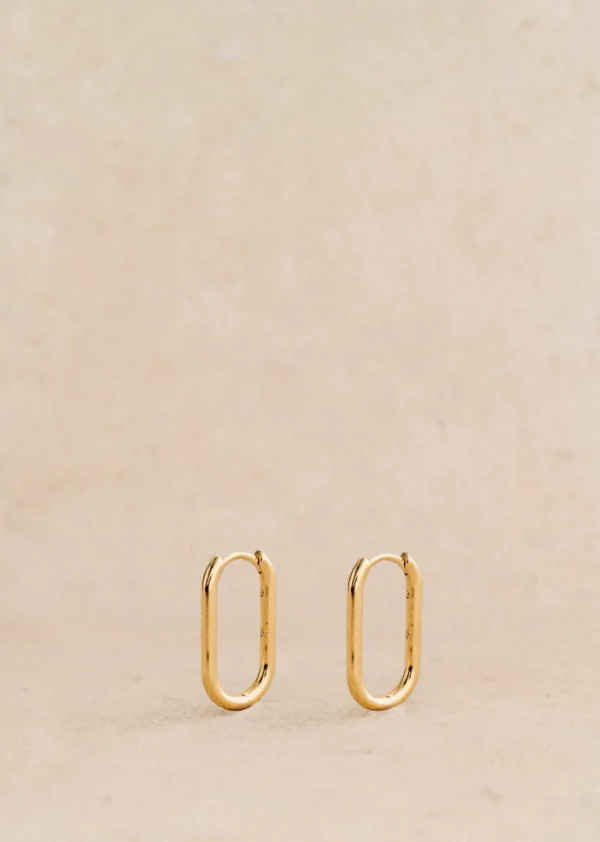 Claudia Hoops