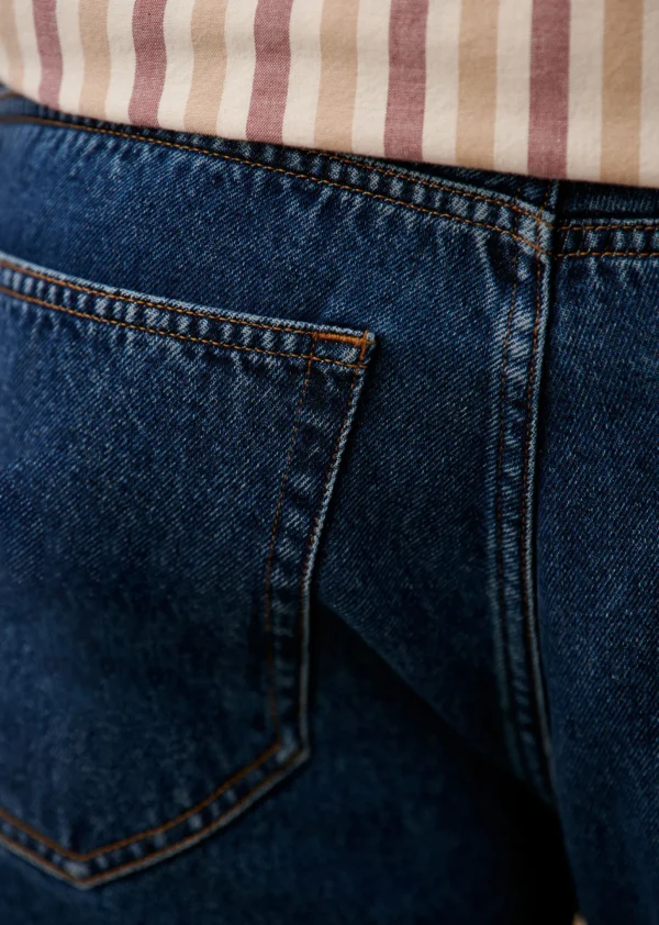 Elio Short