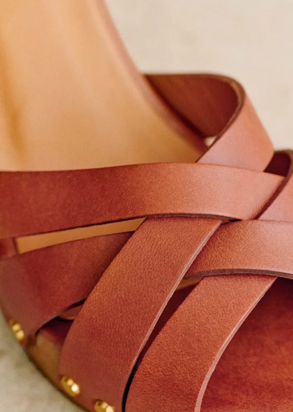 Isabelle Clogs
