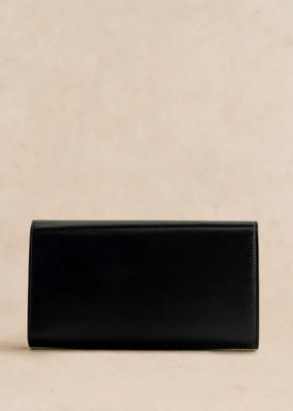 Leonie Pouch