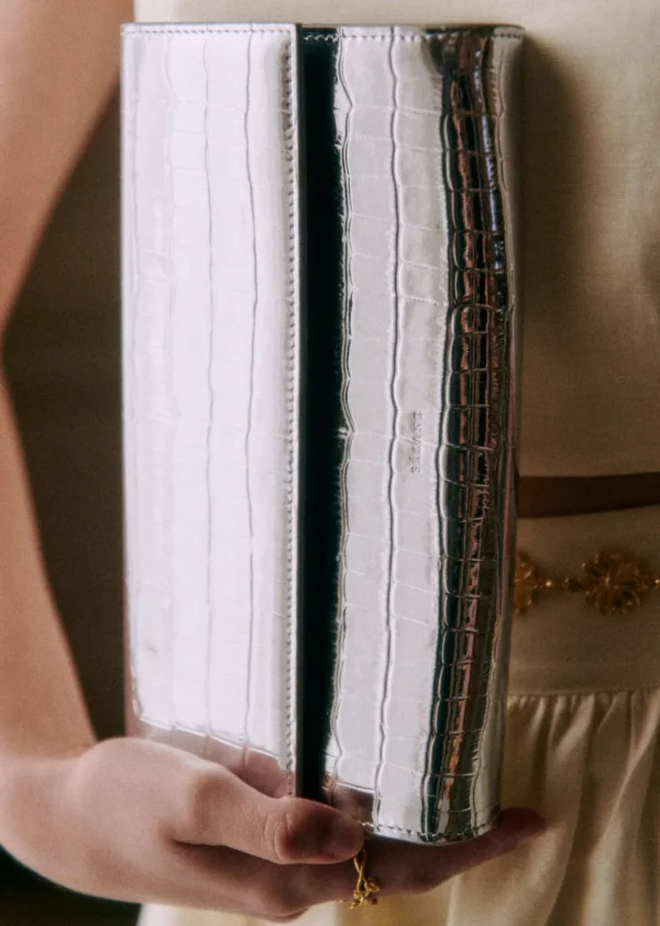 Leonie Pouch