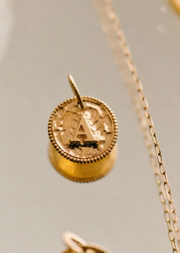 Sara Pendant - 9-carat Gold