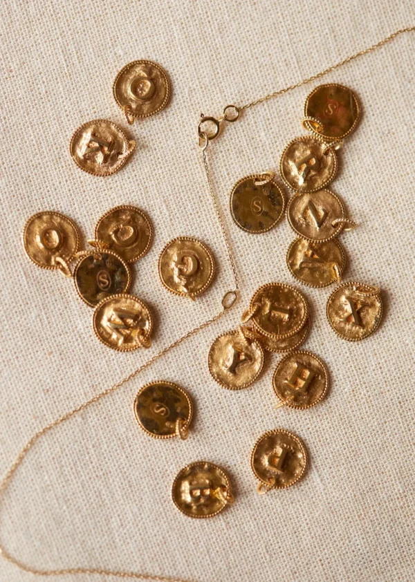 Sara Pendant 9-carat Gold - Letters I To P