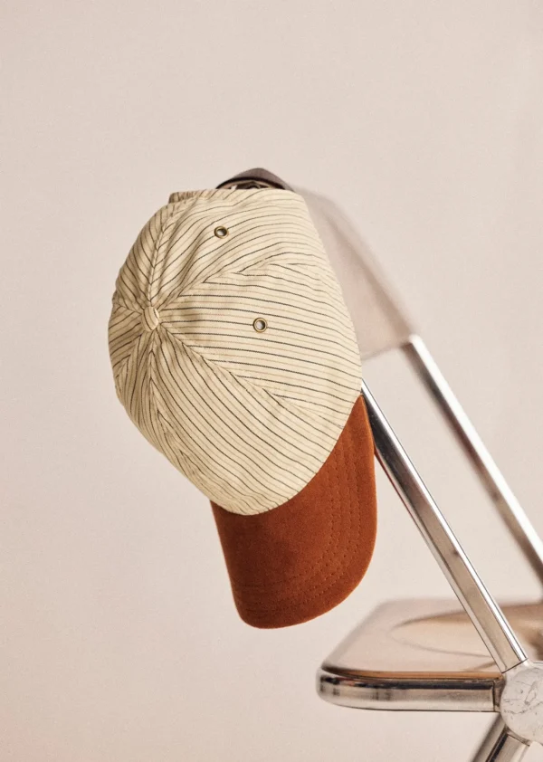 Scaddle Cap