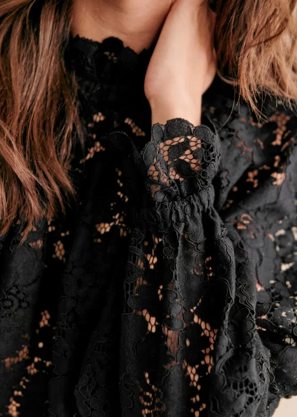 Sheila Blouse