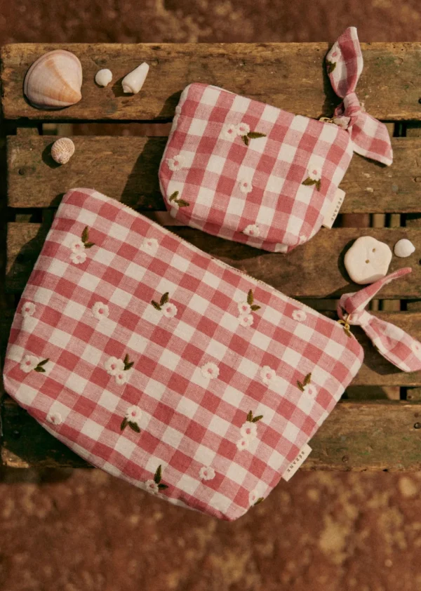 Zipped Pouch